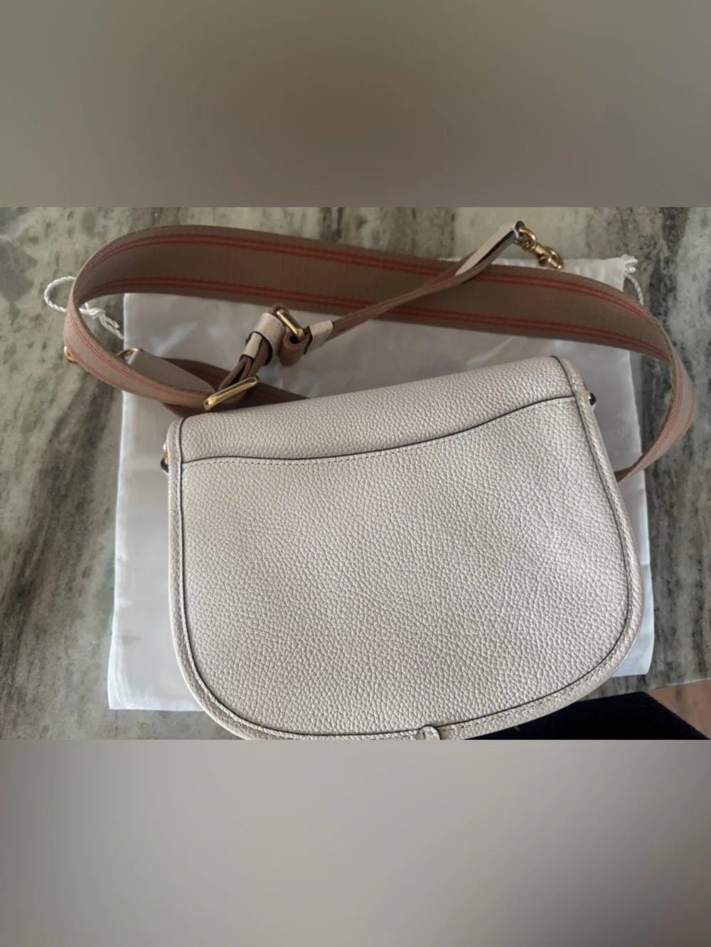 Coach willow saddle bag pebbled leather with extra logo strap - Picture 4 of 6